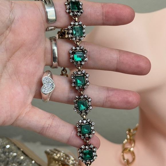 ⚜️💎 Classic Gold Bracelet with Emerald Green Crystals ❤️🔥💫 - Picture 4 of 11